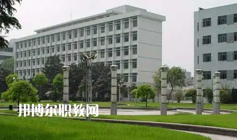 湖北旅游學(xué)校2022年報(bào)名條件、招生要求、招生對(duì)象