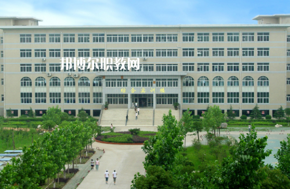湖北汽車(chē)工業(yè)實(shí)驗(yàn)技工學(xué)校2022年有哪些專業(yè)