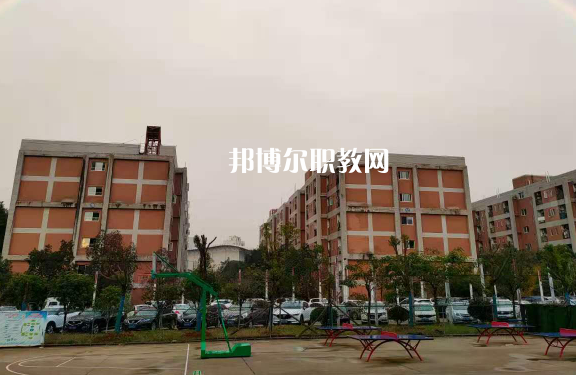武漢凡谷電子職業技術學校2022年報名條件、招生要求、招生對象