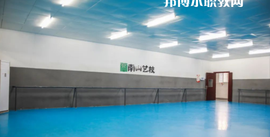 南寧市南山藝術職業技術學校2022年報名條件、招生要求、招生對象