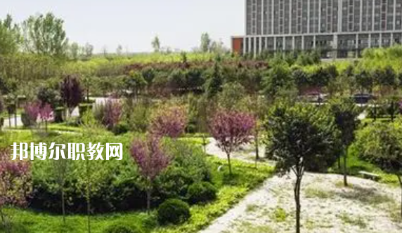 陜西省高新技術(shù)學(xué)校地址，乘車路線