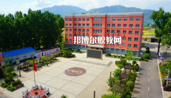 2023陜西省機(jī)械高級技工學(xué)校多少錢 陜西省機(jī)械高級技工學(xué)校各專業(yè)學(xué)費收費標(biāo)準(zhǔn)