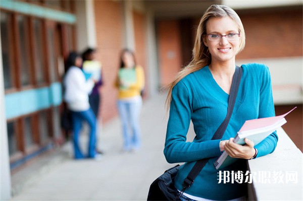 西雙版納經濟管理職業學校有哪些招生專業（2023年）