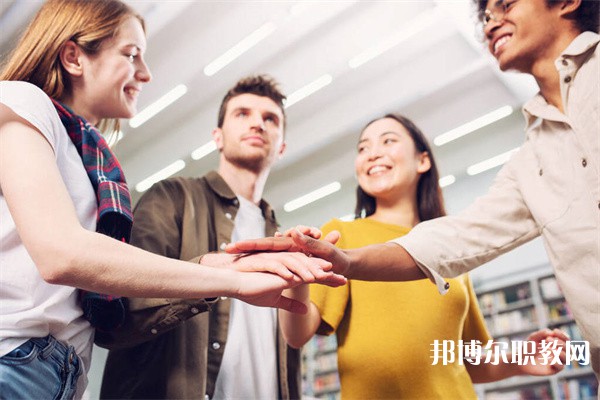 荊門現代學校有哪些招生專業（2023年）