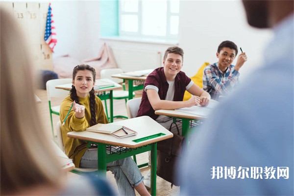 上海哪里的中職學校能讀護理專業