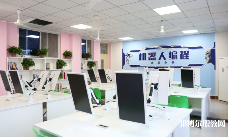 2023鄭州新華中等專業學校招生計劃 招生人數是多少(附要求、條件、對象)