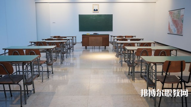 湖南哪里的中專學校能讀電器技術應用專業