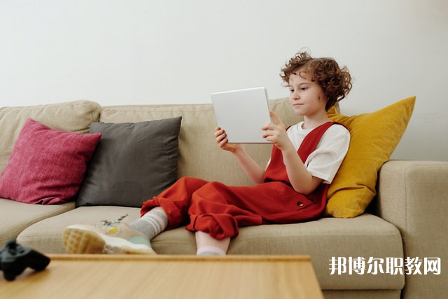 廣東哪里的中職學校能讀機器人運用與維修專業