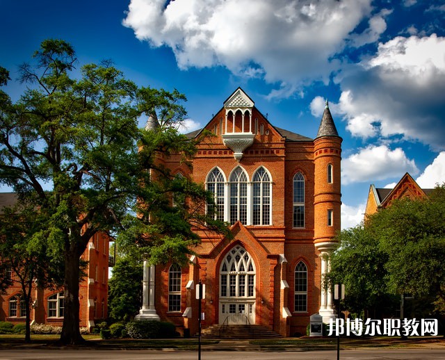 廣東哪里的中職學校能讀建筑裝飾(室內設計方向)專業