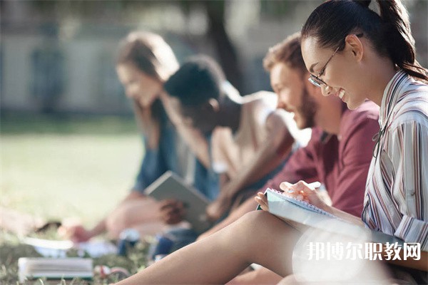 廣東哪里的中職學校能讀烹飪(西式烹調)專業