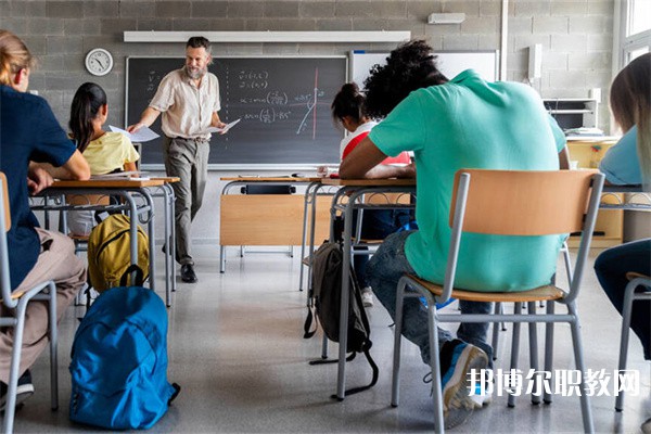 廣東哪里的中職學校能讀藝術教育專業