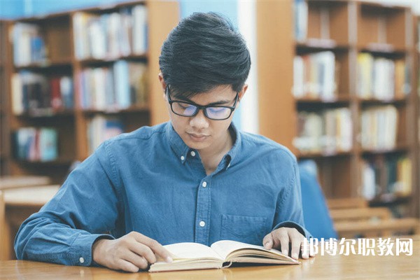 廣東哪里的中職學校能讀藥品質量與安全專業
