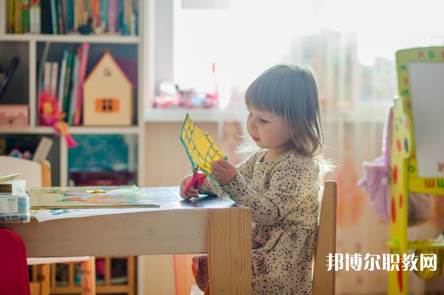 廣東哪里的中職學(xué)校能讀連鎖經(jīng)營(yíng)與管理專業(yè)