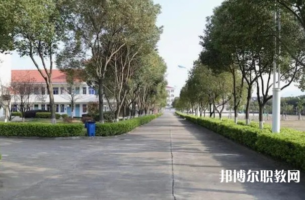 2024陽朔縣中等職業(yè)技術(shù)學(xué)校招生計(jì)劃 招生人數(shù)是多少(附要求、條件、對(duì)象)