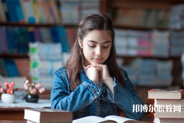 四川哪里的中職學(xué)校能讀無人機應(yīng)用技術(shù)專業(yè)