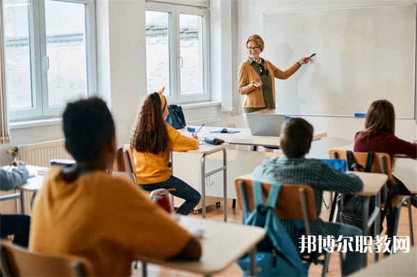 四川哪里的中職學校能讀影視表演專業