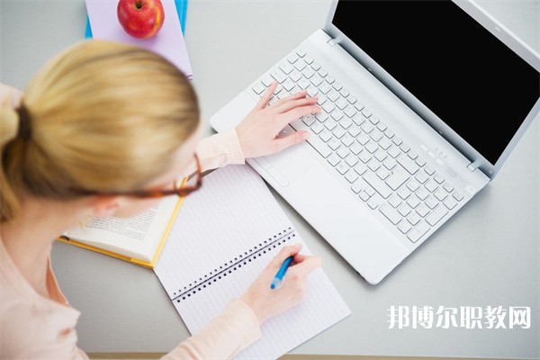 貴州哪里的職業學校能讀工藝美術專業專業