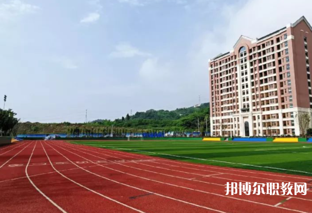成都2025年去鐵路學校學什么專業好